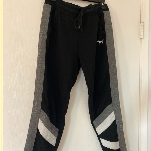 Vs pink sweatpants - Picture 2 of 4